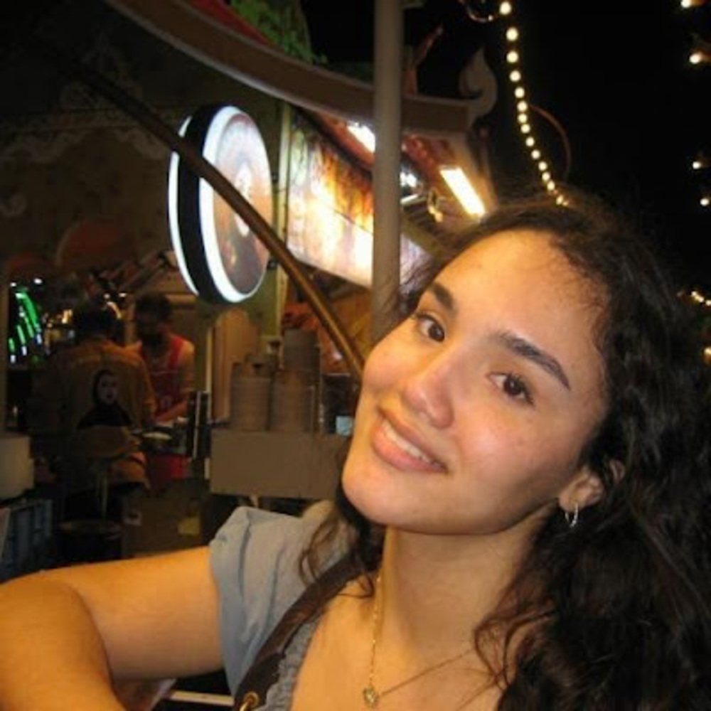 Meet your Posher, Mariely